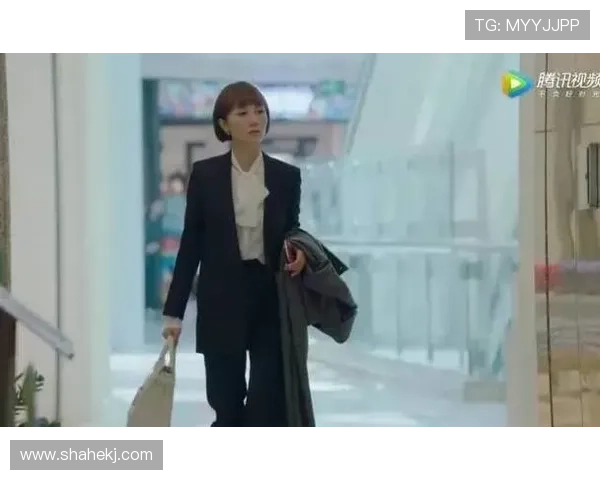 师奶MADAM的奋斗人生:从家庭主妇到职场女强人的成长历程 师奶MADAM的奋斗人生:从家庭主妇到职场女强人的成长历程